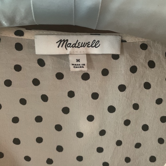 Madewell Silk V-Neck Shoulder-Ruffle Top in Inkbrush Dots Size Medium - Picture 3 of 11